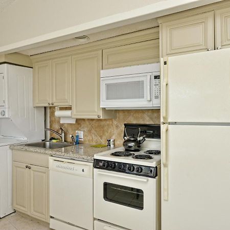 Lake Travis Bungalow Casita Golden Rod #2 เลคเวย์ ภายนอก รูปภาพ
