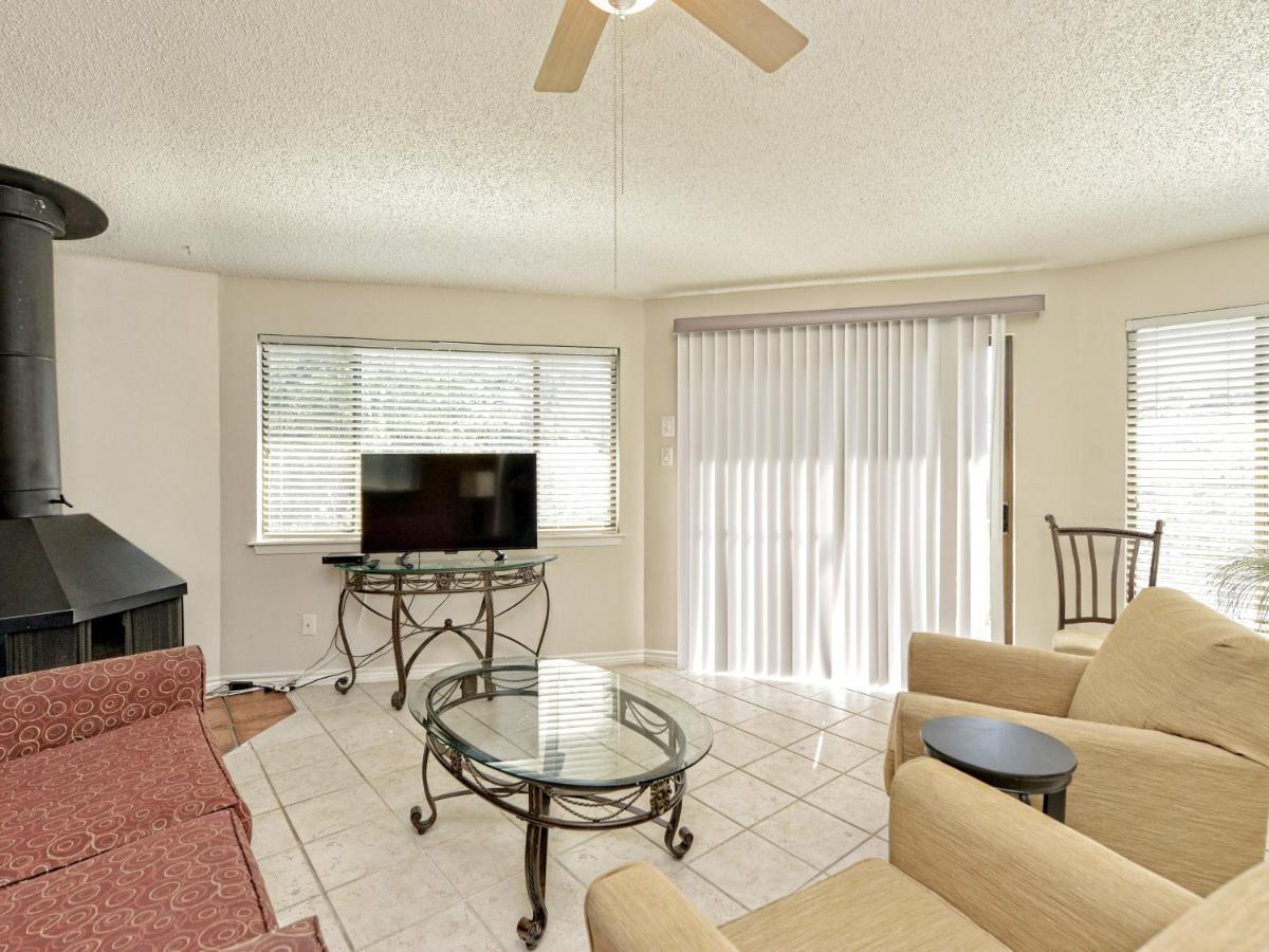 Lake Travis Bungalow Casita Golden Rod #2 เลคเวย์ ภายนอก รูปภาพ